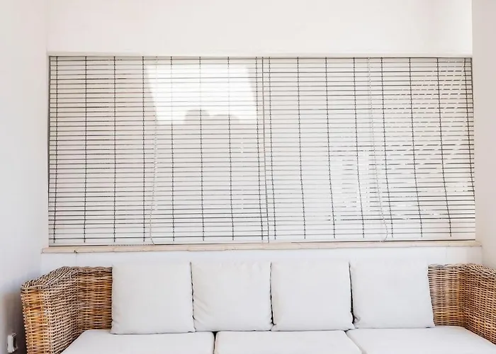 Cornise Apartman